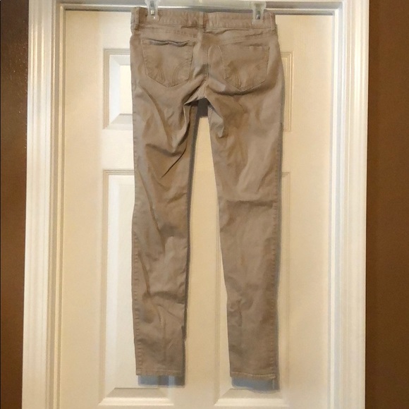 Hollister Tan Skinny Jeans - Picture 3 of 4